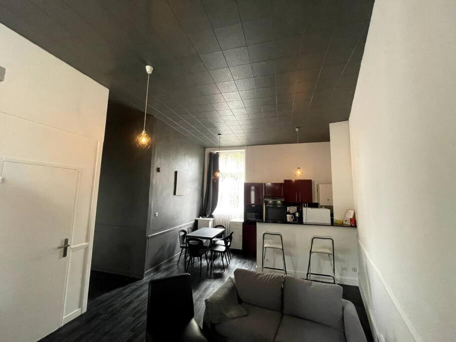 Agreable Maison De Ville Dans La Plus Belle Avenue Orleans Exterior photo